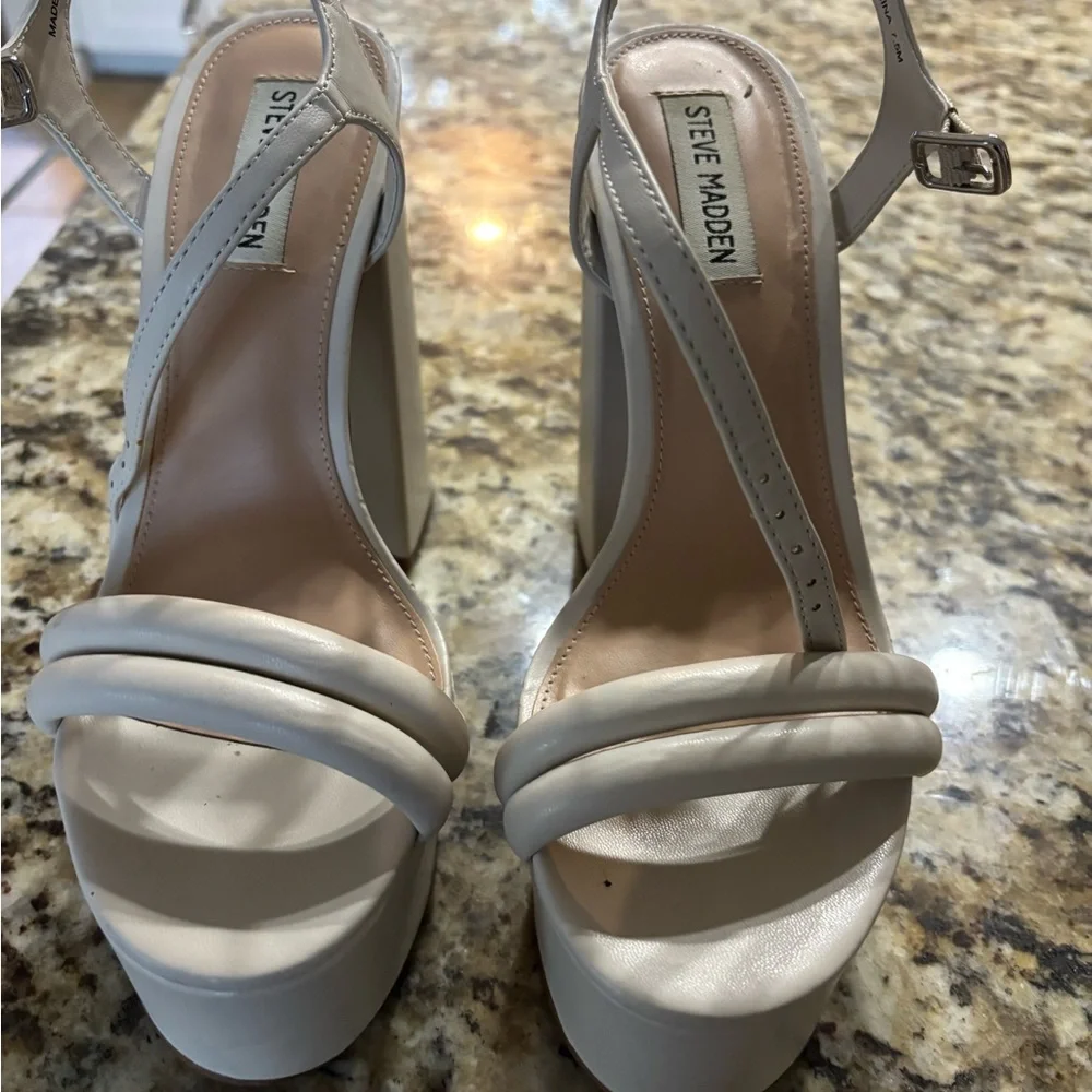 Steve Madden Cream Platform Sandals - Picture 2 of 5